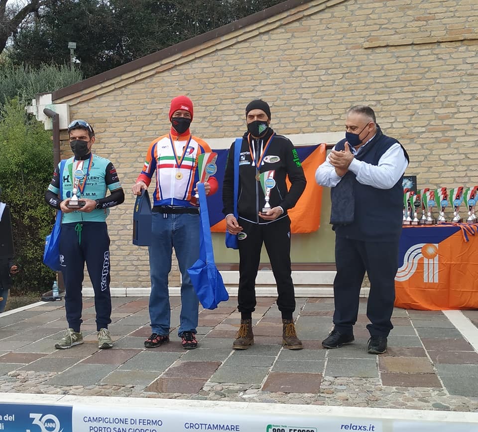 I podi tricolori CSI nel Ciclocross di Rapari e Pierangelini lanciano la nuova stagione di HG Cycling Team 2021 10