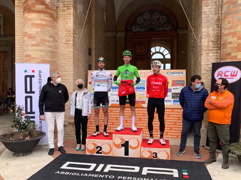 Leopardiana: vittoria sfiorata a Recanati per l'Hair Gallery Cycling Team con il campione del mondo Ivan Martinelli 2
