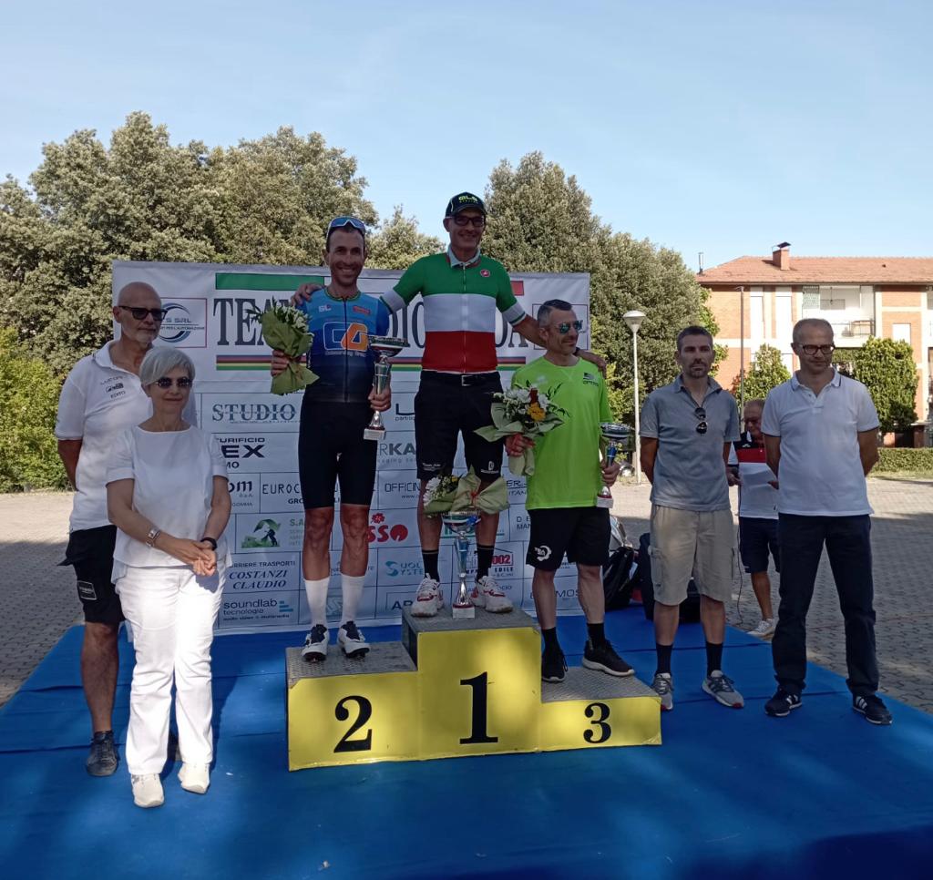 Ivan Martinelli, Stefano Scotti e Wladimiro D’Ascenzo: tris di maglie tricolori FCI strada per l’HG Cycling Team a Monte Urano 2