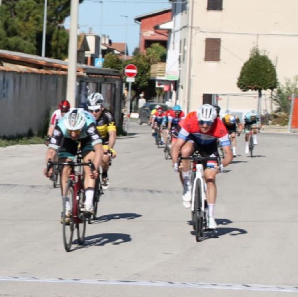 HG Cycling Team sugli scudi in questo weekend con Andrea Di Renzo alla Granfondo Riccione e Andrea Pierangelini a Fermo 6