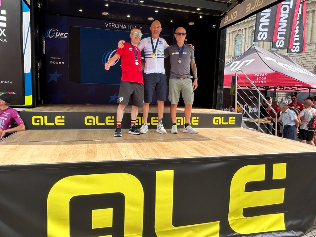 Domenica da incorniciare per l’HG Cycling Team con Zappacosta, D’Ascenzo e Scotti: una maglia tricolore su strada, un oro e un bronzo europeo granfondo 7