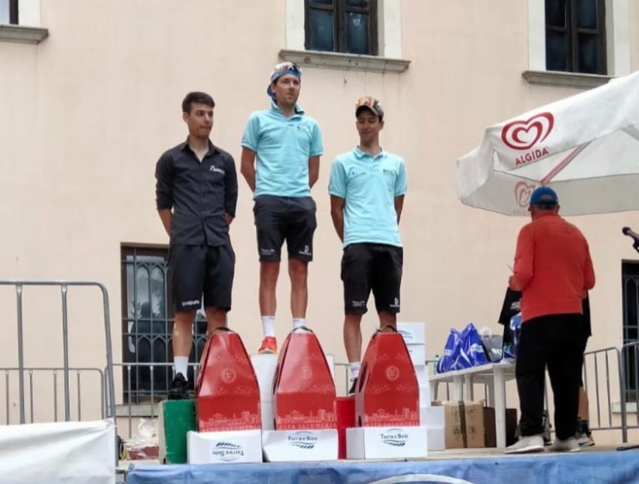 Altro grosso exploit di Ettore Carlini: dopo la Blockhaus Marathon ecco la Granfondo del Vulture 11