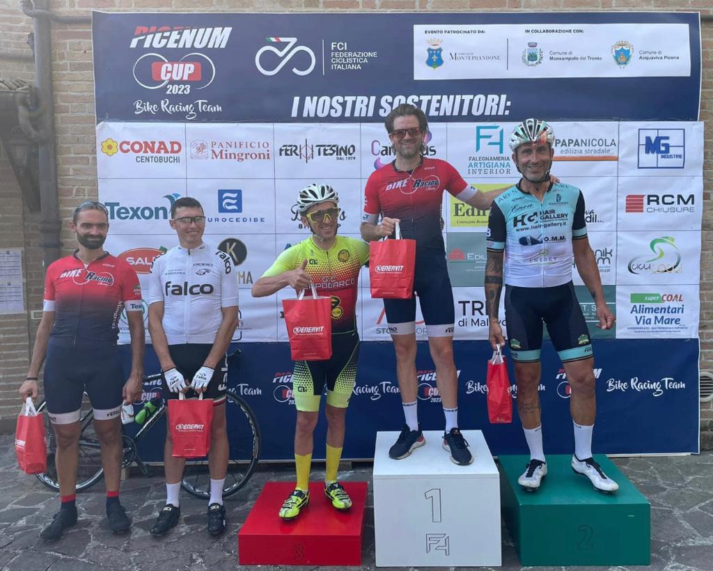 La Picenum Road preda degli atleti HG Cycling Team con Vladimiro D’Ascenzo e Danilo Celano 2