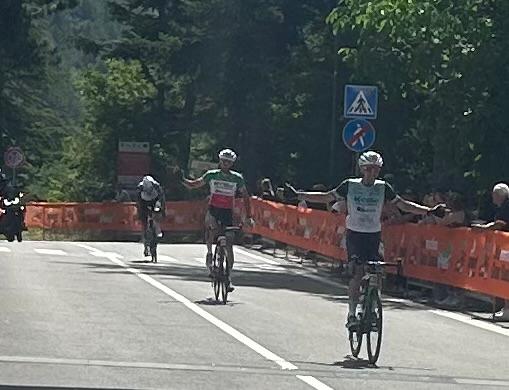 Carlini domina la Bike Marathon Gran Sasso. Secondo Martinelli. Zappacosta vince la mediofondo 5