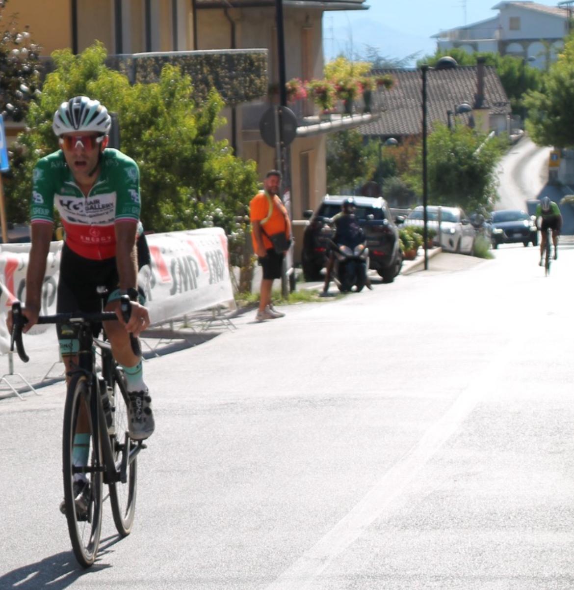 D'Ascenzo vince a Controguerra. Fratelli Scotti protagonisti nella scalata al Catria. Venerdì il Gran Premio Capodarco Amatori  10