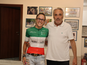 Il sogno corre sulla strada e si veste di tricolore. La HG Cycling Team celebra il successo tricolore strada Master di Mery Guerrini 2