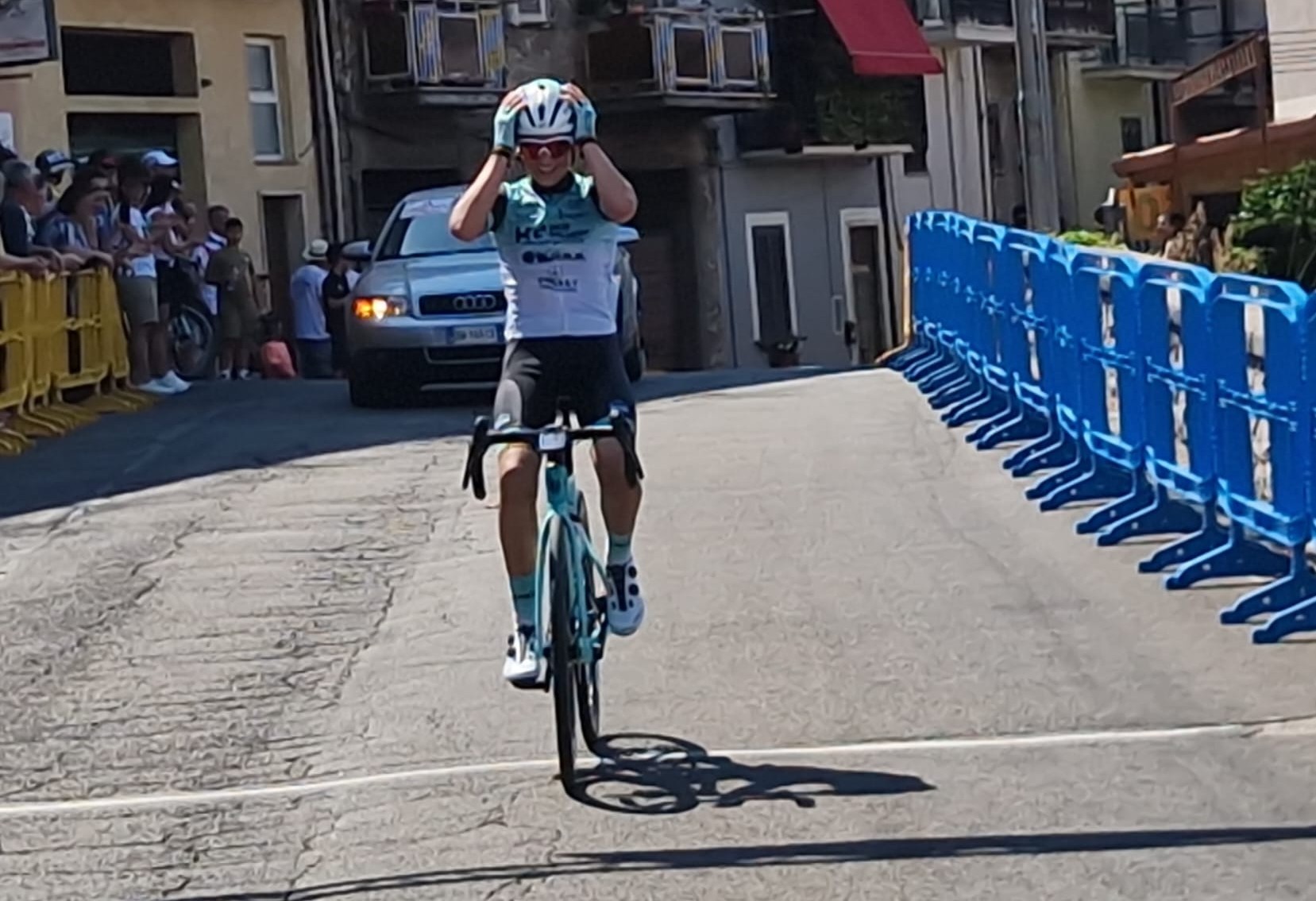 La maglia verde tiffany parla anche al maschile: la bella stagione degli Esordienti HG Cycling Team 2