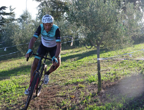 Ciclisti in maglia verde tiffany protagonisti a Monte Urano, Cerveteri e Torello (Rimini)